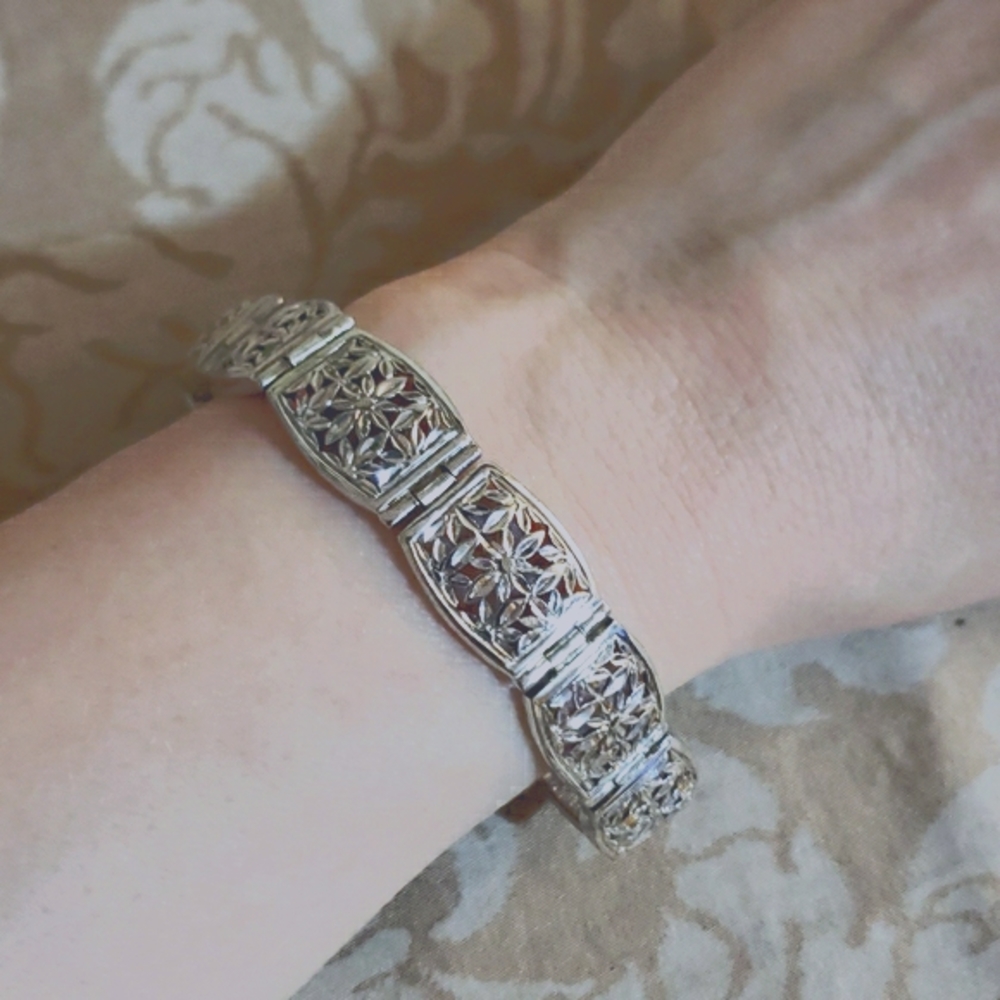 Sterling Silver Flower Bracelet